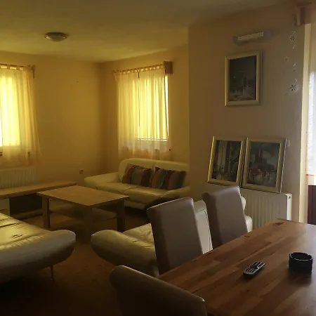 Amna 3* Власич